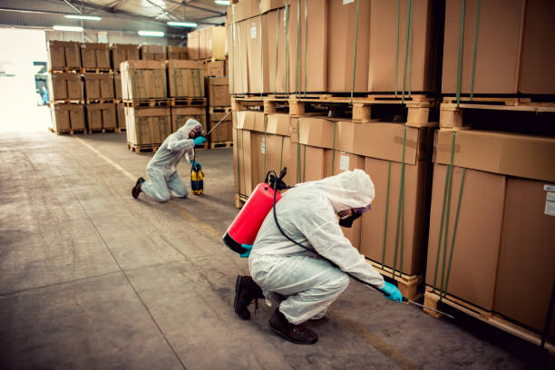 Best Exterminator Services  in Oakes, ND